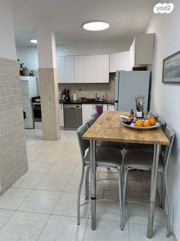 דירה, השרון 14, מרכז דרום, רעננה