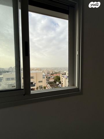 דירה, נחל צלמון 2, צור יצחק, צור יצחק