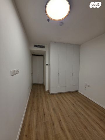 דירה, תוצרת הארץ 6, נחלת יצחק, תל אביב יפו