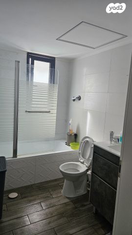 דירה, חיים נחמן ביאליק 16, גן יבנה מערב, גן יבנה