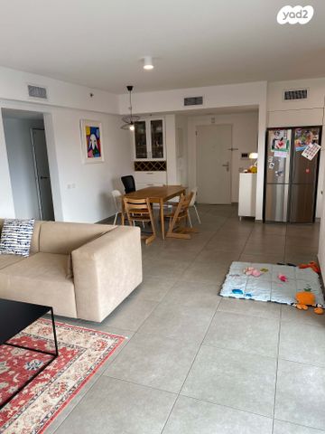 דירה, גולדה מאיר 6, מתחם 1200, הוד השרון