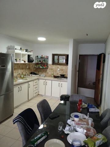 בית פרטי/ קוטג', אחד העם 1, שיכון עובדים, טבריה