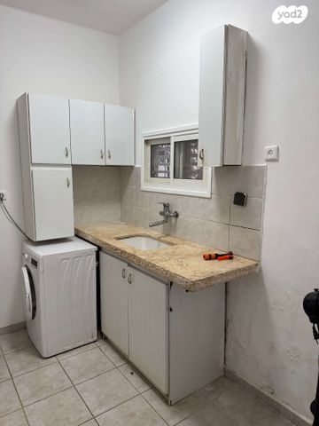 דירת גן, פבזנר 11, הדר מרכז, חיפה