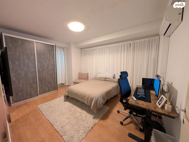 המלך כורש 16