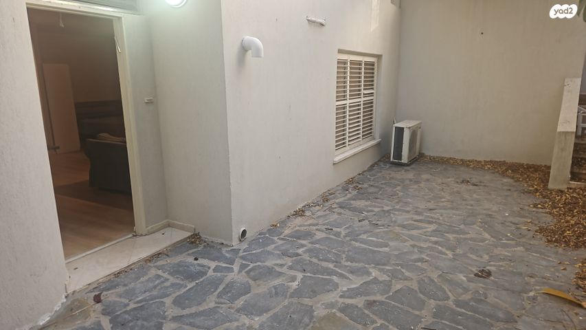 יחידת דיור, הגולן 38, רמת החייל, תל אביב יפו