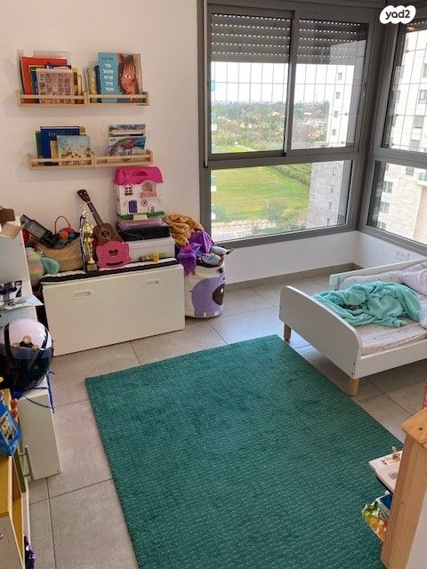 דירה, גולדה מאיר 6, מתחם 1200, הוד השרון