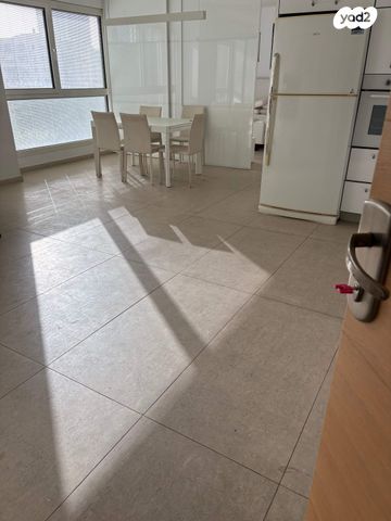 דירה, ניסים אלוני 3, צמרות איילון, פארק צמרת, תל אביב יפו