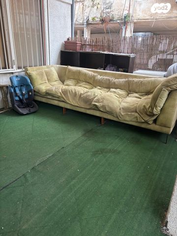 דירת גן, התנאים 4, שכונת הלל, רמת גן