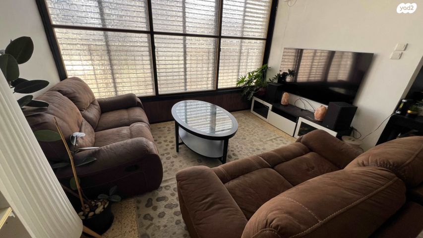 גג/ פנטהאוז, החי"ל 39, נגבה, רמת גן