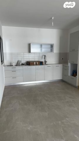 דירה, חנה הנביאה 5, כרמי גת, קרית גת