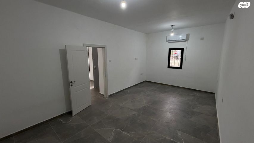 דירת גן, הבנים 120, עין יעקב, אבן יהודה