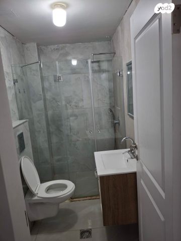 יחידת דיור, החליל 27, שאר העיר, גבעת זאב