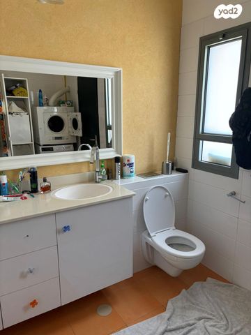 בית פרטי/ קוטג', נתיב העשרה, נתיב העשרה, נתיב העשרה