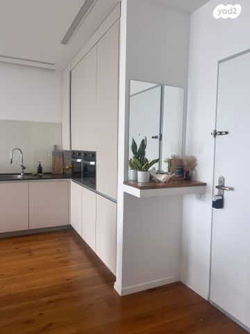 דירה, אריאל שרון 4, סיטי, גבעתיים