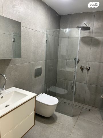 דירה, נחלת בנימין 7, לב תל אביב, לב העיר צפון, תל אביב יפו