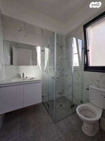 דירה, חבצלת 8, בת חפר, בת חפר