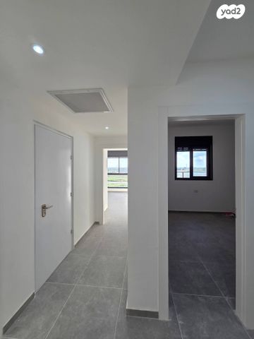 דירה, חבצלת 8, בת חפר, בת חפר