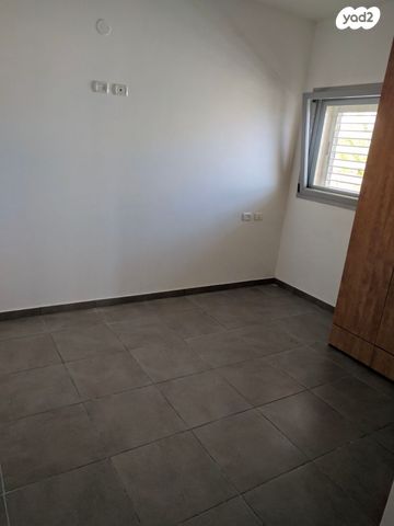 דירה, תשרי 31, הכרמים, מודיעין מכבים רעות