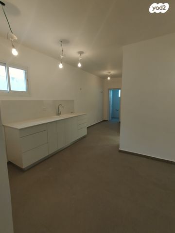 דו משפחתי, אמיר 4, נגבה, רמת גן