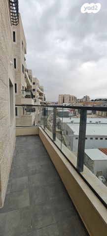 דירה, תלמוד בבלי 37, איילת השחר / רמת בית שמש ד-3, בית שמש