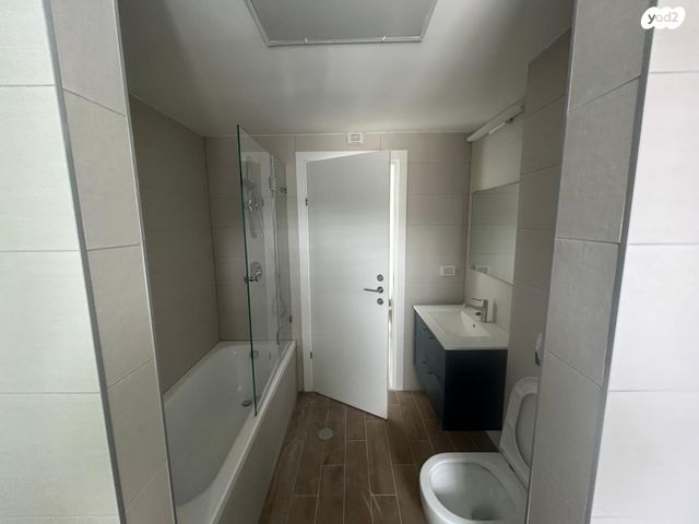 דירה, דניאל 3, ניצנה, בת ים