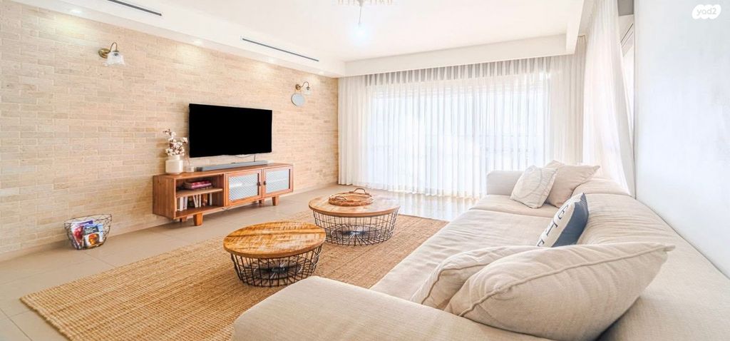 דירה, יונתן נתניהו 14, ברנע, אשקלון