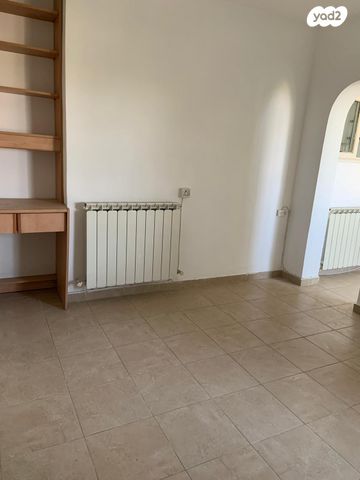 דירה, הגננת 5, גילה, ירושלים