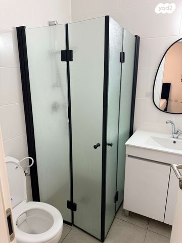 דירה, מפל התנור 17, שקמים ואגמים, אשקלון