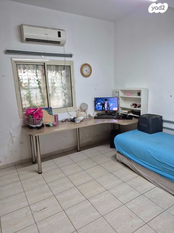 דירת גן, שדרות ורבורג 56, קרית שמואל, חיפה