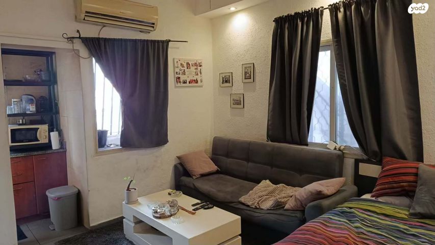 דירה, אבולעפיה 13, גבעת הרצל, אזור המלאכה יפו, תל אביב יפו