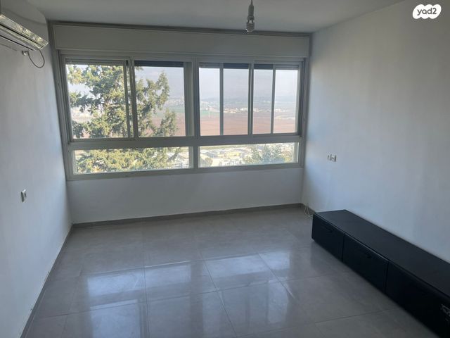 דירה, הורדים 11, רמות יצחק, נשר