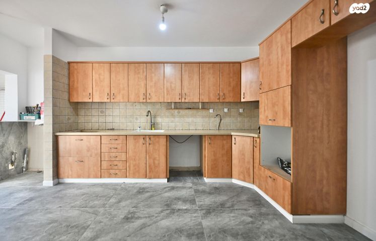 דירה, הצופים 2, נעורים, ראשון לציון