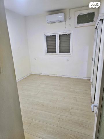 דירה, הרברט סמואל 33, מרכז העיר, חדרה