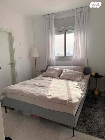 דירה, קרל פופר 9, קרית המדע, נתניה