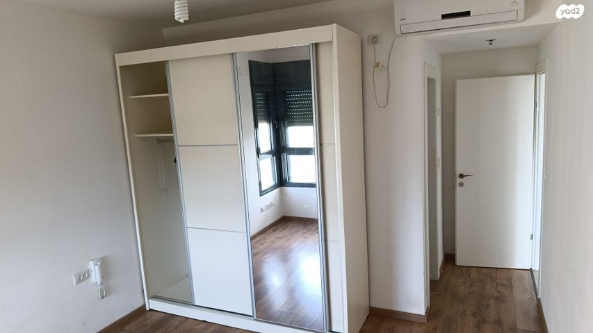 דירה, השיקמים 5, נוף ים - מע"ר, אור עקיבא