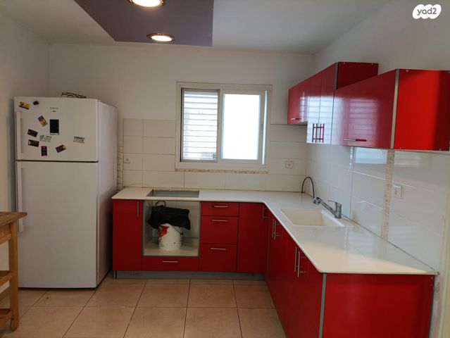 דירה, החשמונאים 24, מוצקין הותיקה, קרית מוצקין