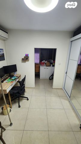 דירה, הנוטרים 3, אגרובנק, חולון