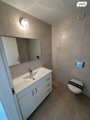 דירה, תוצרת הארץ 5, נחלת יצחק, תל אביב יפו