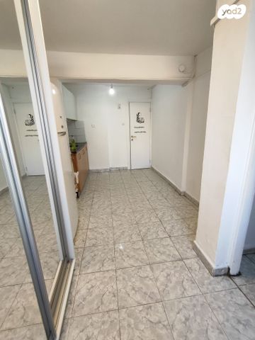 דירה, הראשונים 27, רובע א', אשדוד