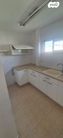 דירה, הערבה 12, ג'סי כהן, חולון