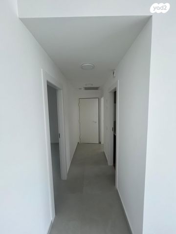 דירה, דניאל 3, ניצנה, בת ים