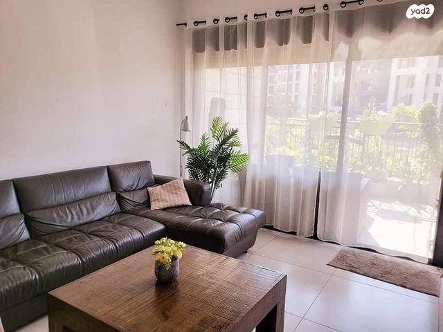 יצחק גרציאני 1