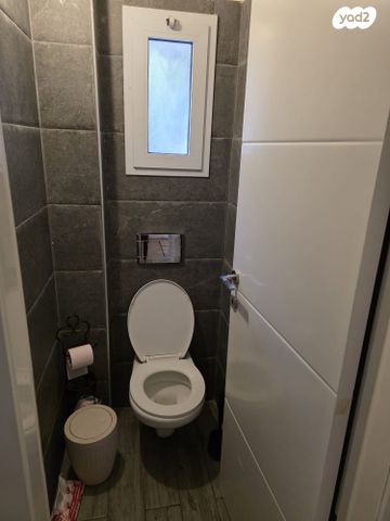 דירת גן, יגאל אלון 10, רמות, ירושלים