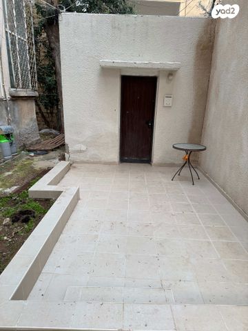 דירת גן, פבזנר 11, הדר מרכז, חיפה