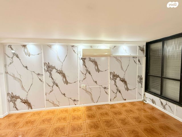 הרב עוזיאל 21