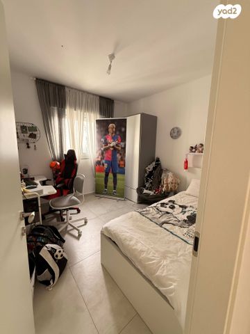 דירה, קרל פופר 9, קרית המדע, נתניה