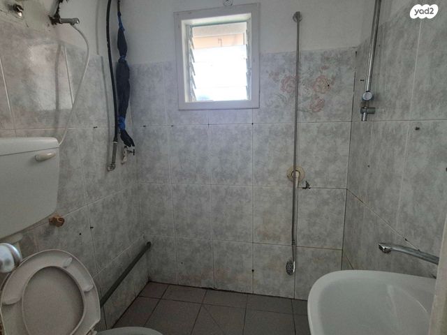 דירה, ז'בוטינסקי 16, רובע א', אשדוד