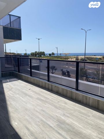 דירה, המלכים 10, קרית צאנז, נתניה