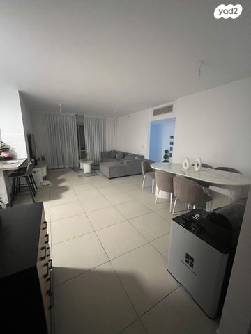 דירה, הקליר 9, רמת חן ובן ציון, נתניה