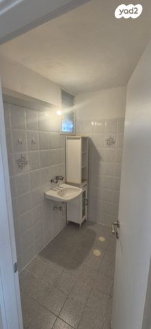 דירה, הערבה 12, ג'סי כהן, חולון